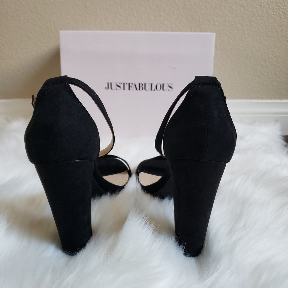 Block Heel Sandal - Picture 3 of 7